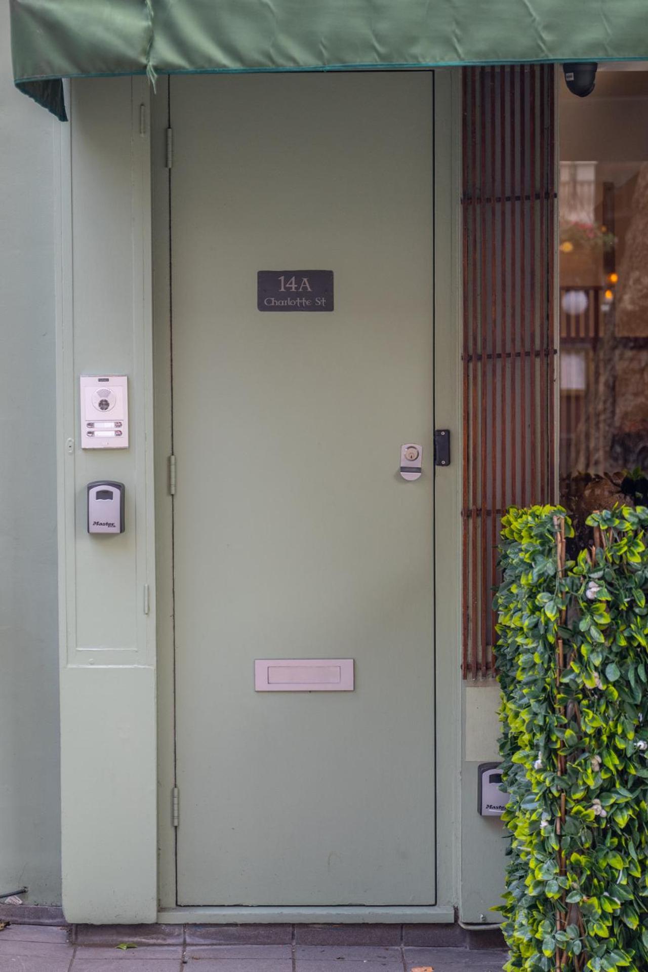 Modern, Stylish Newly Refurbished 2Nd Floor Apartment In Fitzrovia Londýn Exteriér fotografie