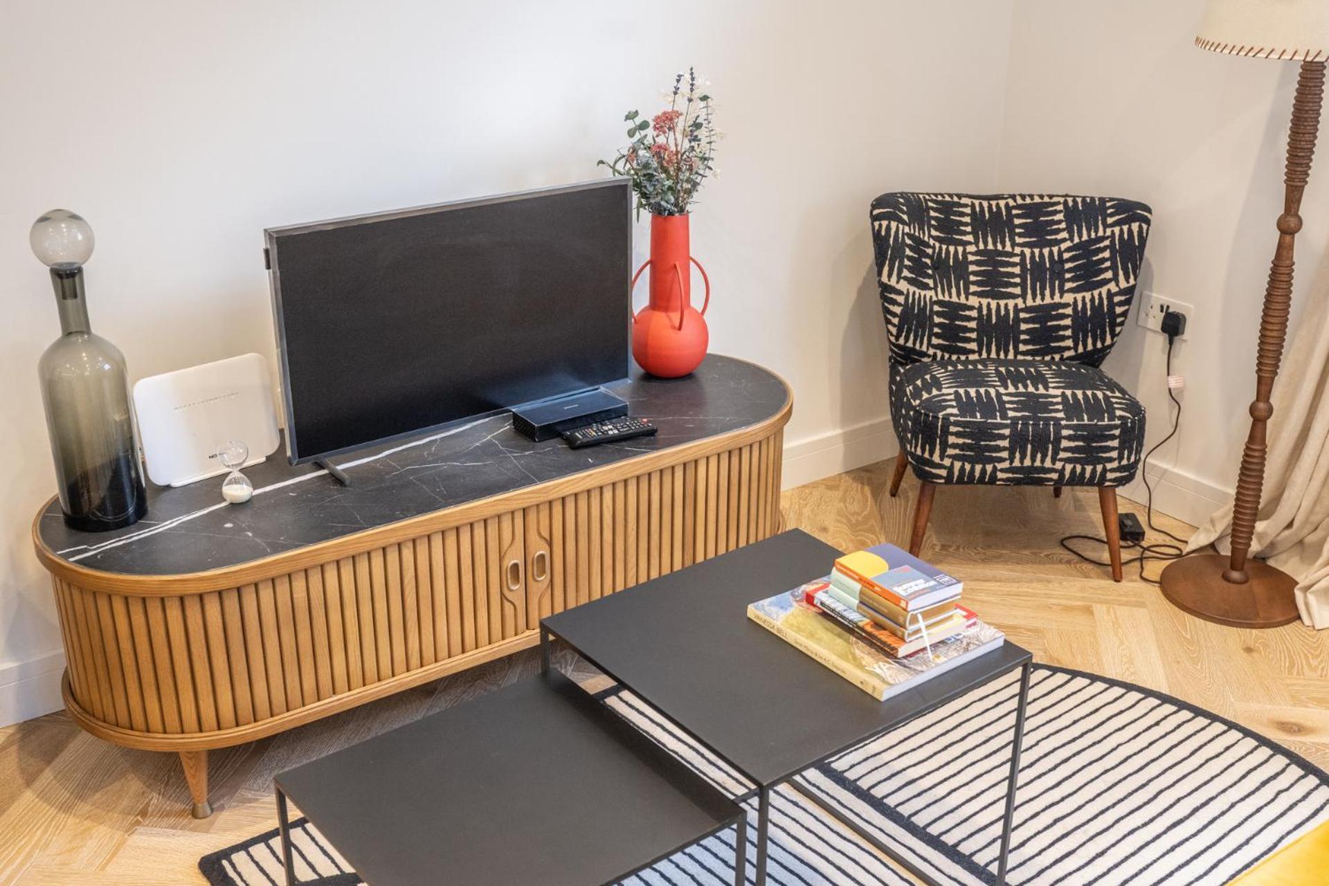 Modern, Stylish Newly Refurbished 2Nd Floor Apartment In Fitzrovia Londýn Exteriér fotografie