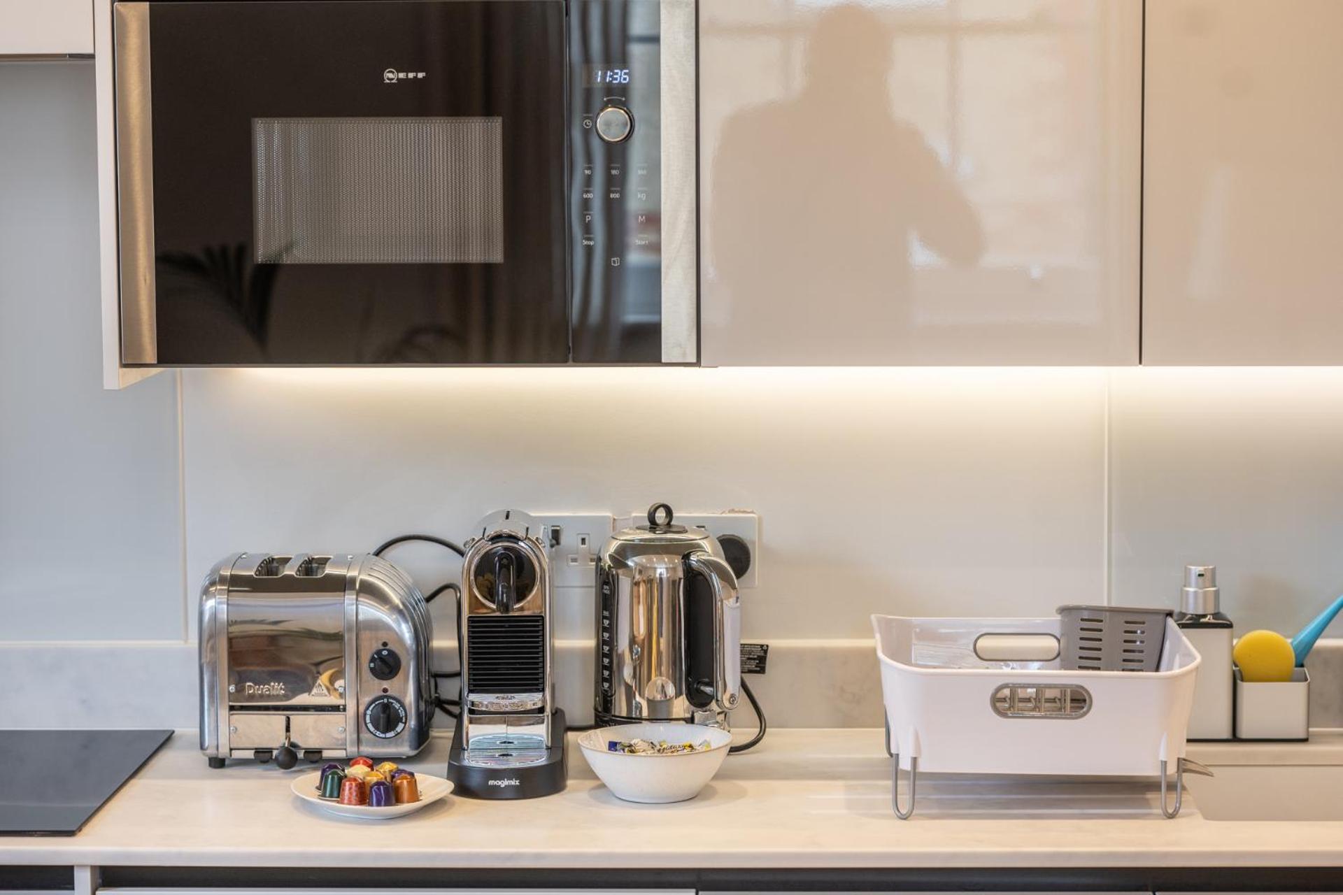 Modern, Stylish Newly Refurbished 2Nd Floor Apartment In Fitzrovia Londýn Exteriér fotografie